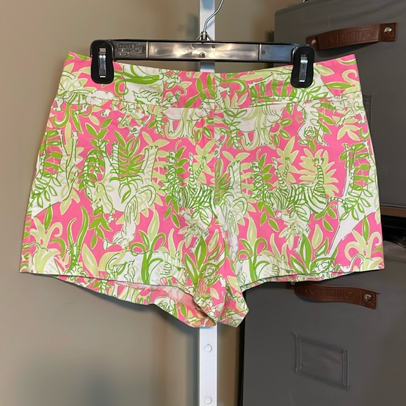 Lilly Pulitzer Pants - 45 Lilly Pulitzer Safari Print Cotton 2.5” Shorts Sz 10 T004